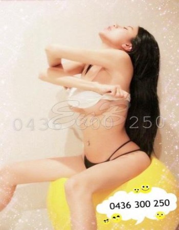 Happy Mature Female Escort In Western Australia